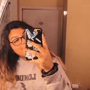 Meet your Posher, Abby